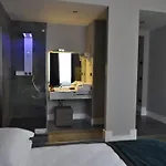 Place 24 Suites&wellness 4*