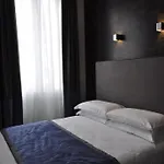 Maison d'hôtes Place 24 Suites&wellness Rome