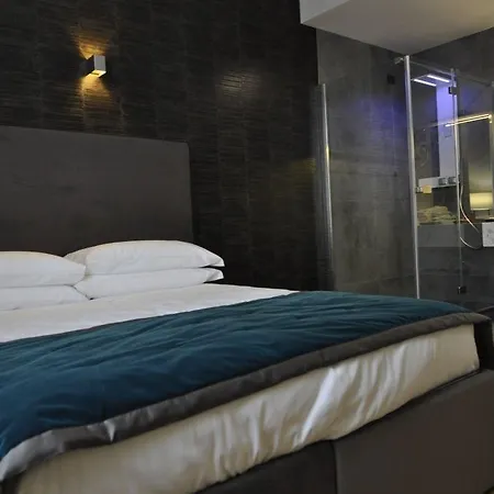 プレイス 24 スイーツ ＆ ウェルネス