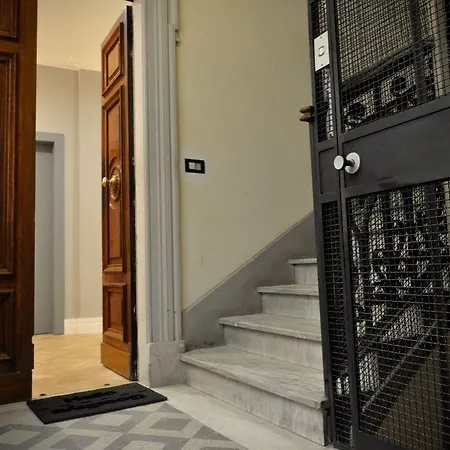 プレイス 24 スイーツ ＆ ウェルネス ゲストハウス 4*