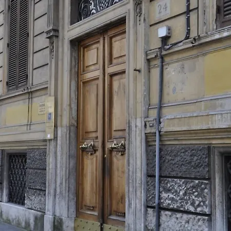 ゲストハウス プレイス 24 スイーツ ＆ ウェルネス ローマ