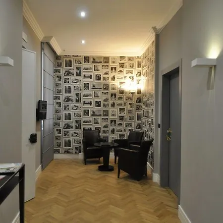 Place 24 & Wellness 2* Roma