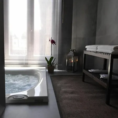 Place 24 & Wellness Affittacamere 2*