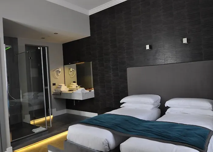 Πανσιόν Place 24 & Wellness