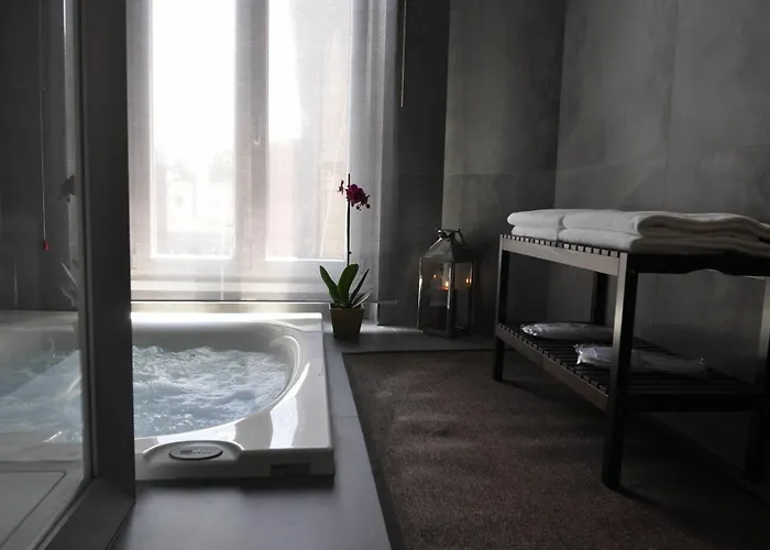 Place 24 & Wellness Πανσιόν 4*